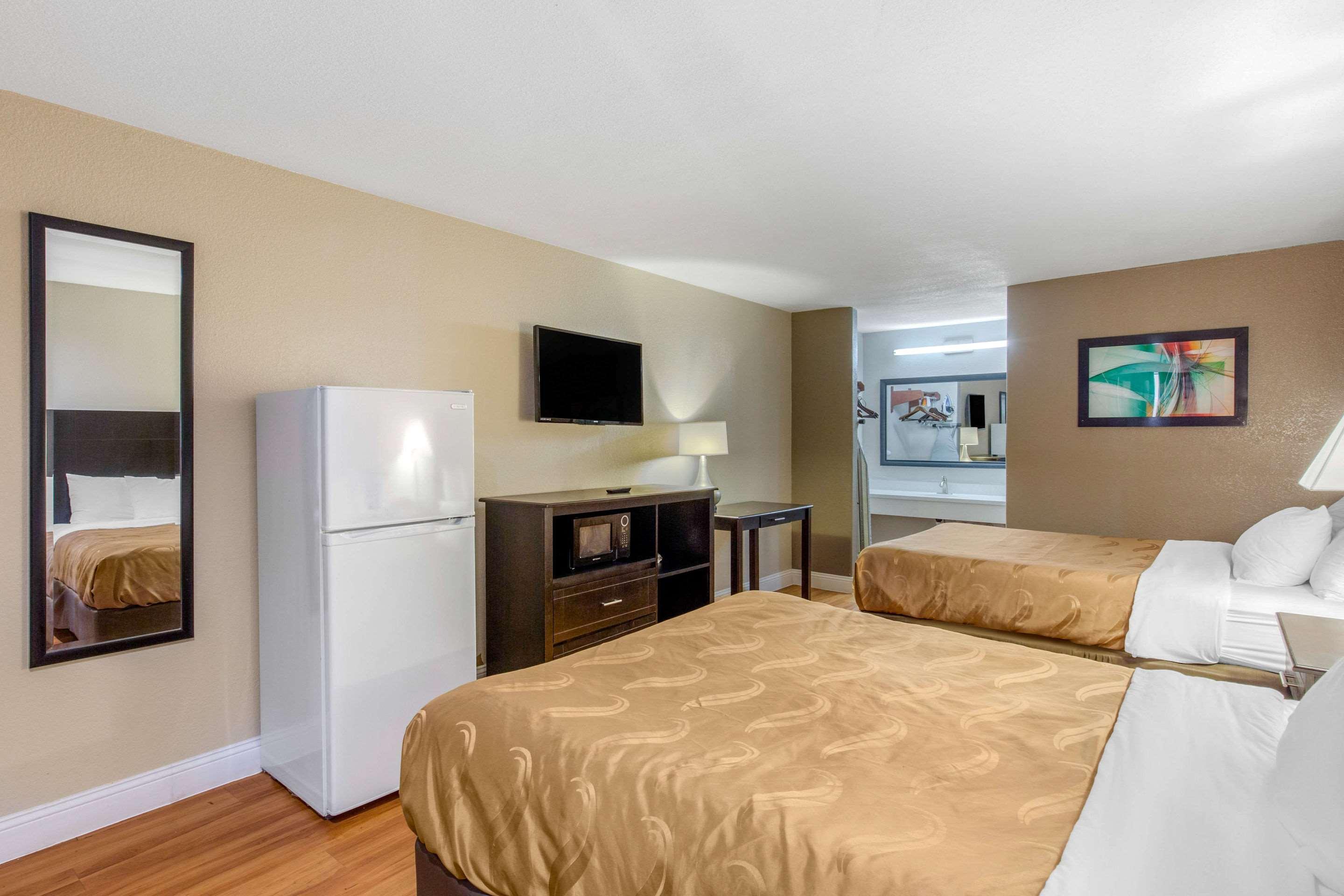 Quality Inn And Suites Port Arthur Nederland 外观 照片